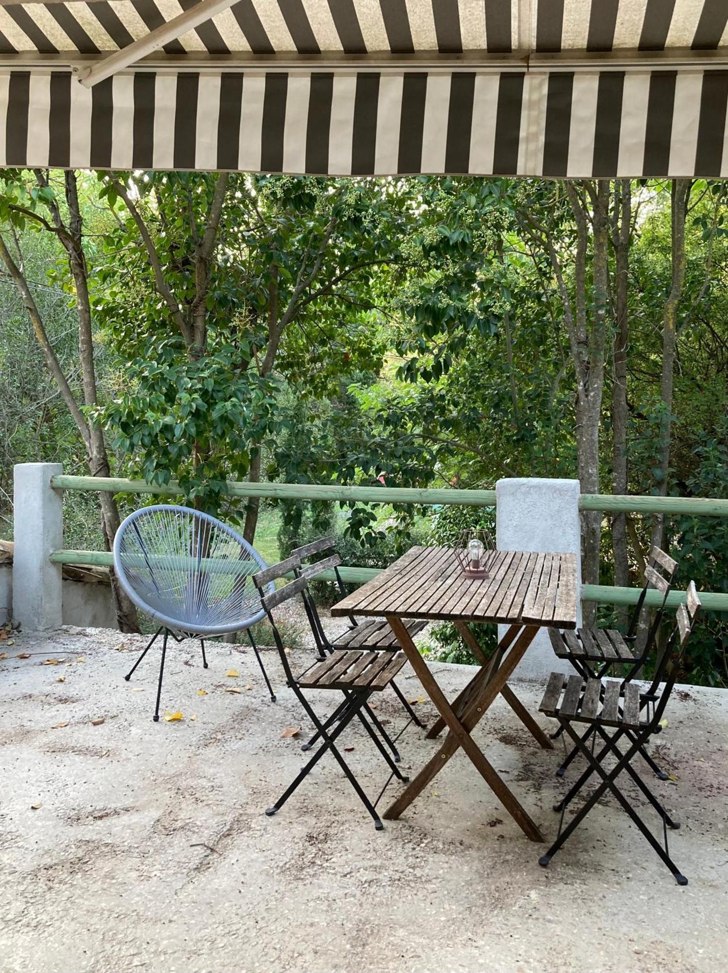 Bed and Breakfast Campagne Baudeloup Л'Іль-сюр-ла-Сорг Екстер'єр фото